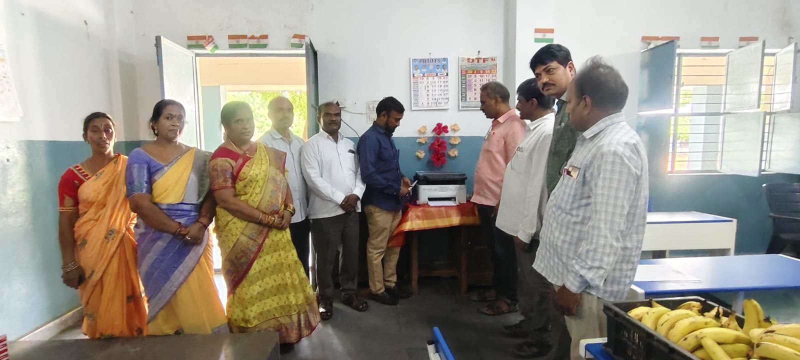 ఎంపీపీ ఎస్  పాఠశాలకు ప్రింటర్ బహుకరణ     