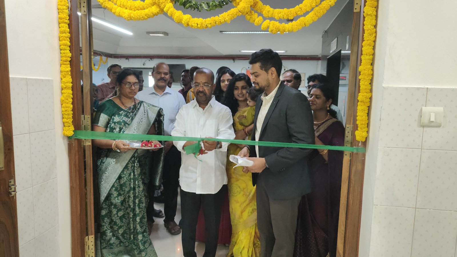 బాలసముద్రంలోని శ్రీలక్ష్మి టెస్ట్ ట్యూబ్ సెంటర్‌ ప్రారంభం