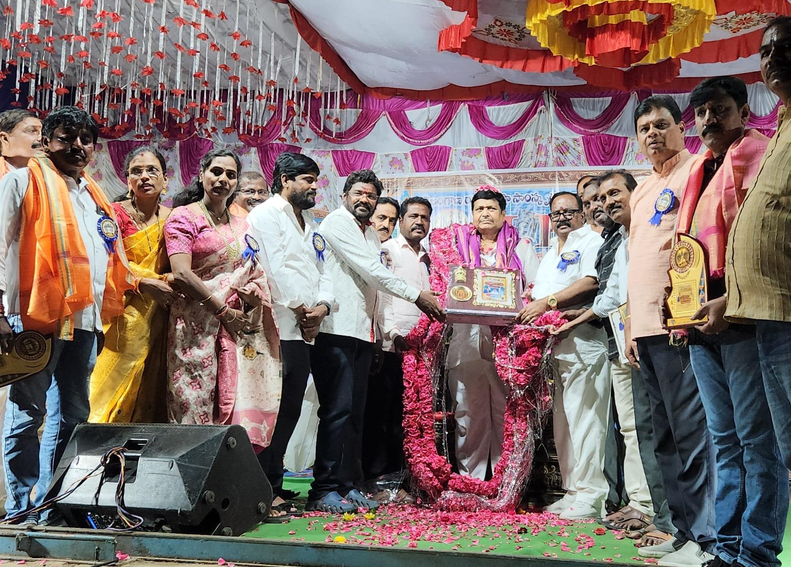 కళాకారుల ప్రతిభ సమాజానికి ఎంతో అవసరం*