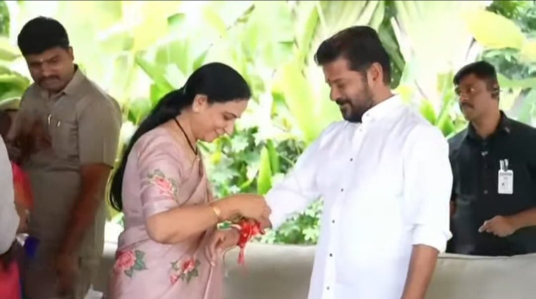 ముఖ్యమంత్రి రేవంత్ రెడ్డికి రాఖీ కట్టిన పటేల్ లావణ్య రమేష్ రెడ్డి.