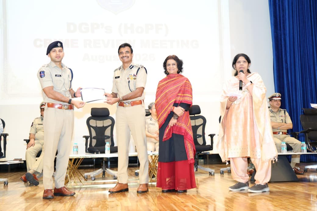 క్రైమ్ పారామీటర్ల అమలులో నల్లగొండ జిల్లా పోలీస్ ఉత్తమ ప్రతిభ* ll *8 అంశాల్లో సమగ్ర పనితీరుతో క్లస్టర్-3లో నల్లగొండకు అగ్రస్థానం