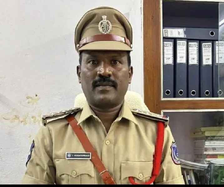 మోత్కూర్: ప్రశాంతంగా వినాయక చవితి నిర్వహించాలని: సిఐ