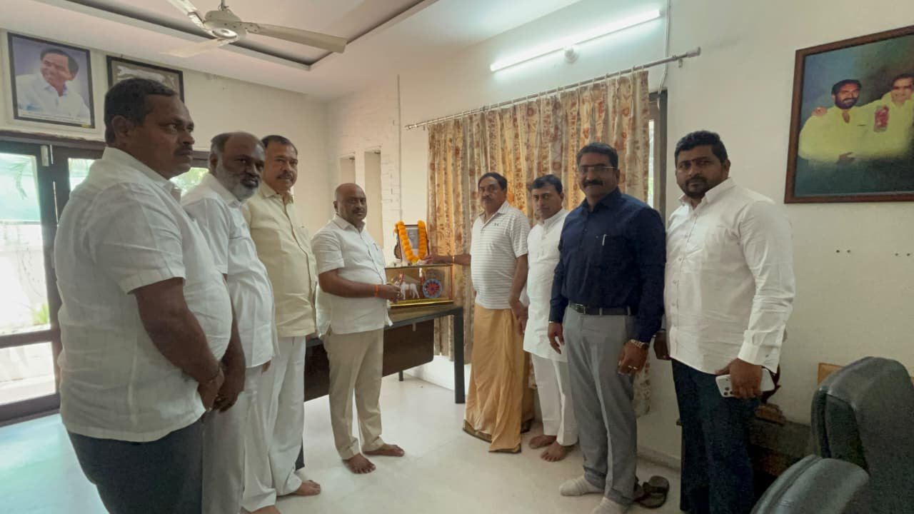 చాకలి ఐలమ్మ జయంతి సందర్భంగా ఘన నివాళులు