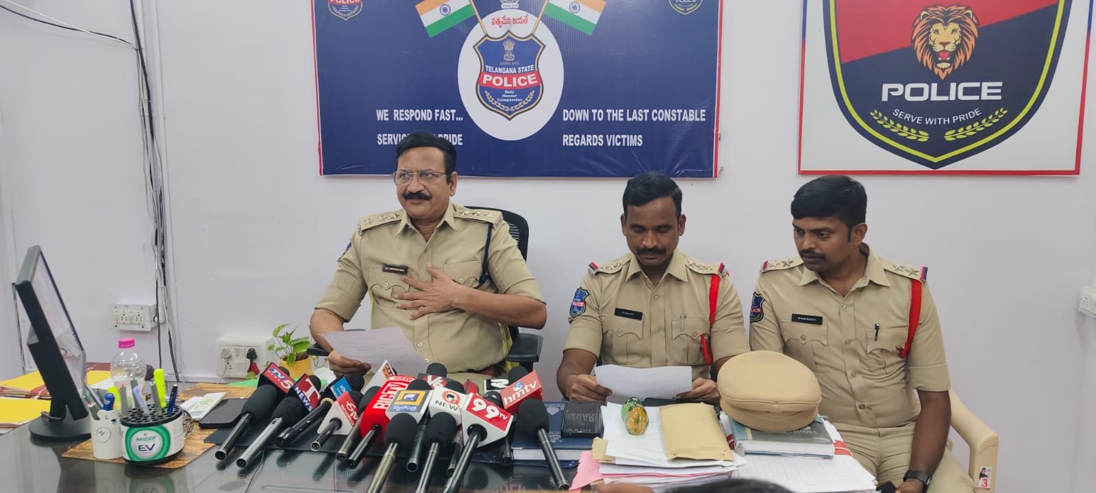 దళిత మహిళపై దాడి.. నిందితుడు అరెస్ట్..!  చింతపల్లి మండలం పీకే మల్లేపల్లిలో ఘటన...  దళిత మహిళ గానిపల్లి మాధవిపై దాడి చేసిన నిందితుడు అరెస్ట్...