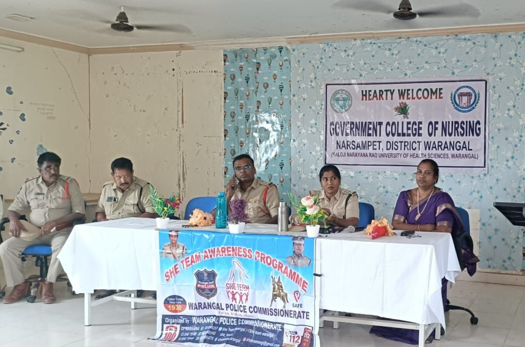 సోషల్ మీడియా మాయ లో పడొద్దు  -షీ టీమ్ ఎస్. ఐ. ఎం.స్వాతి