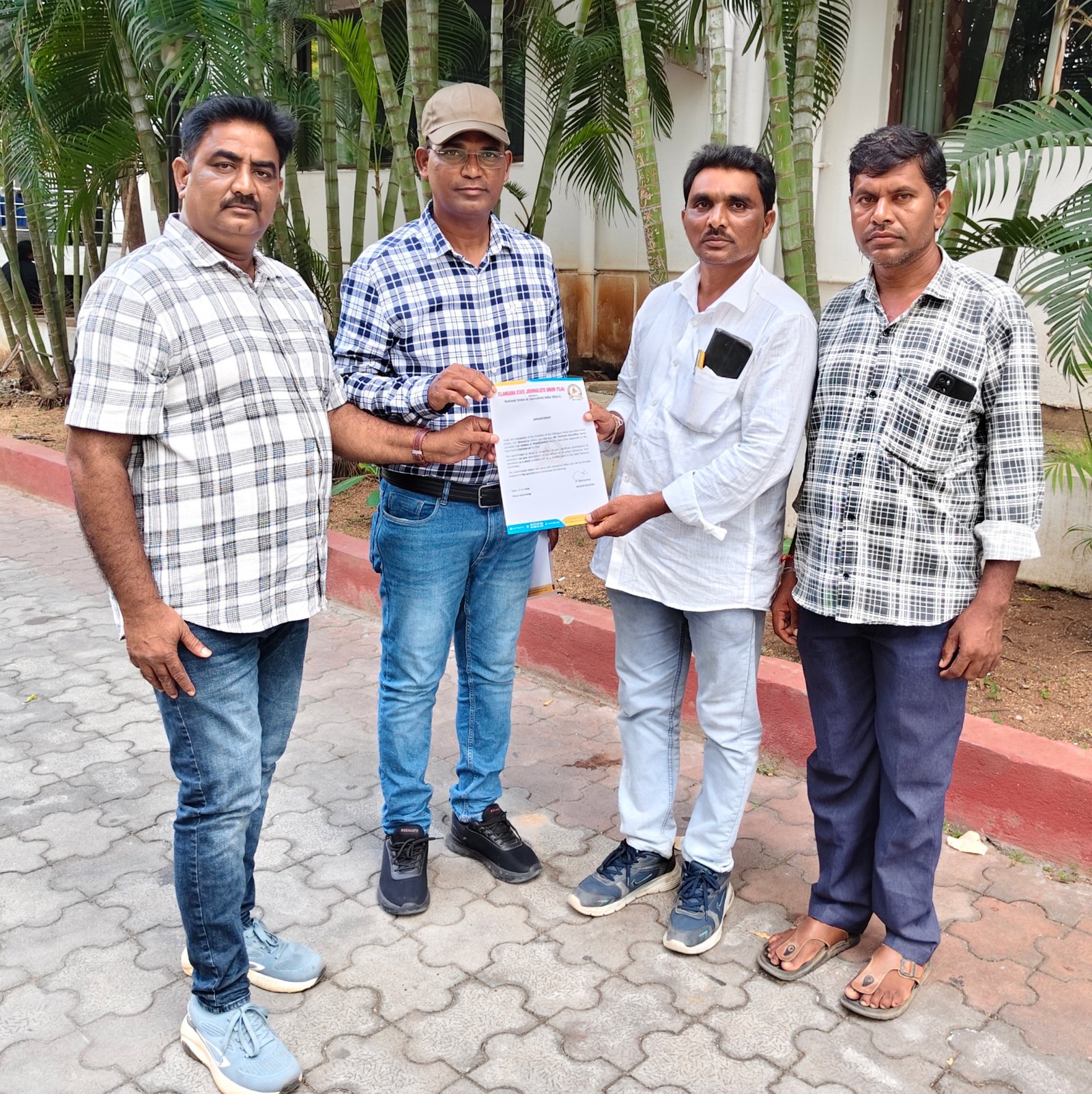 *టి ఎస్ జె యు రాష్ట్ర కౌన్సిల్ సభ్యుడు గా పంతం సురేందర్ నియామకం*