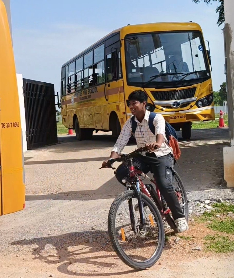 ప్రిన్సిపల్ రూప రెడ్డి హత్యకు నిరసనగా TRASMA ప్రకటించిన బందుకు సహకరించని ప్రైవేట్ స్కూల్ 