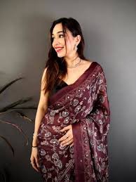మహిళలపై అవగాహన కార్యక్రమం.. సంప్రదాయాలు, సంస్కృతిపై చైతన్యం.